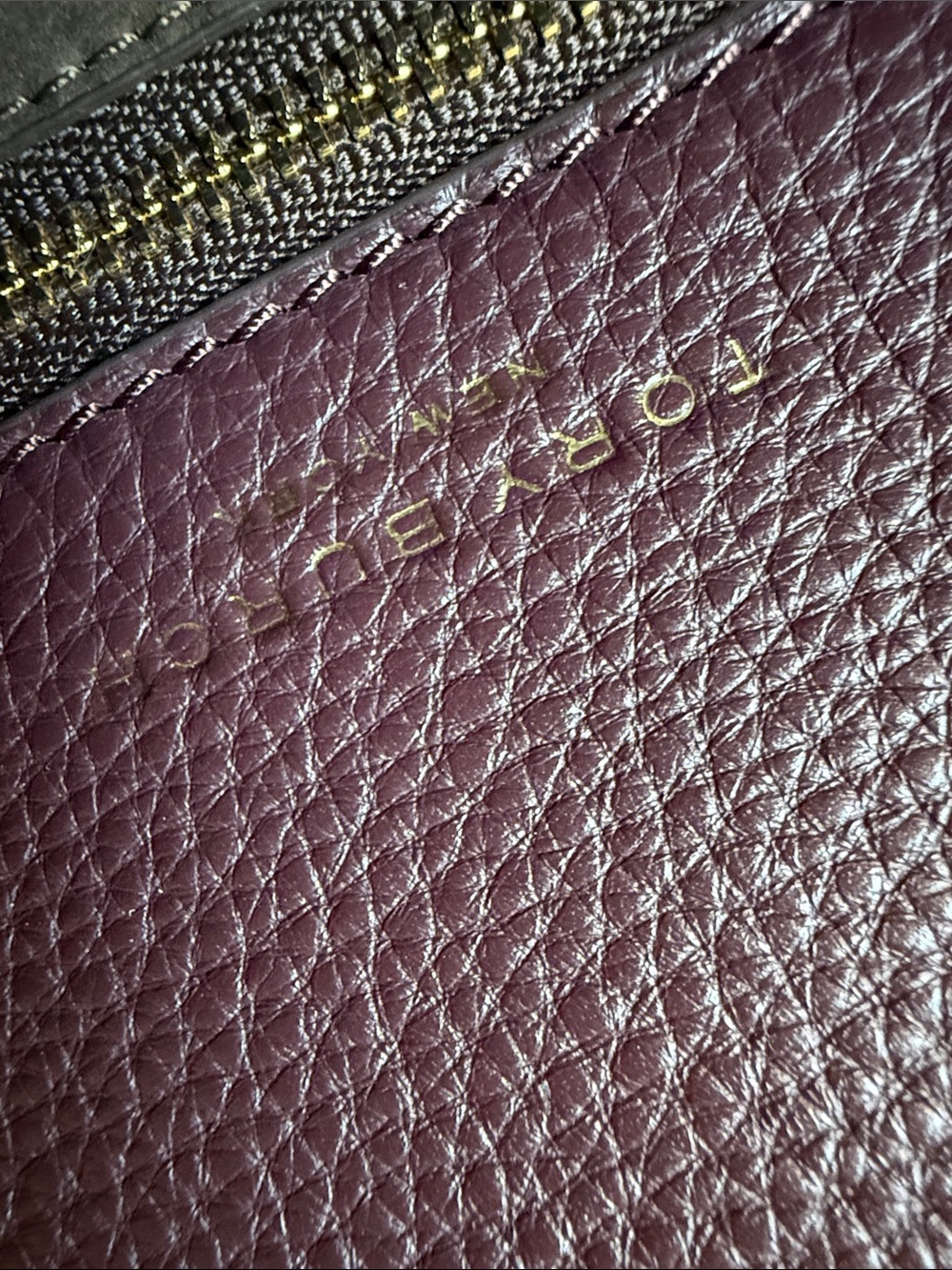 Tory Burch Dark Brown Leather Logo Shoulder Miller Bag with Gold Chain Like New - Picture 12 of 12